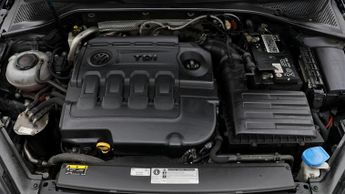 Volkswagen Golf R-LINE TDI DSG