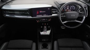 Audi Q4 e-tron S LINE