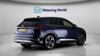 Audi Q4 e-tron S LINE