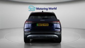 Audi Q4 e-tron S LINE