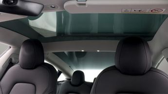 Tesla Model 3 MODEL 3