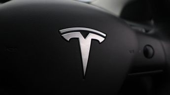 Tesla Model 3 MODEL 3