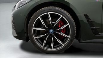 BMW i4 EDRIVE40 M SPORT