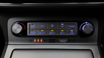 Hyundai KONA SE CONNECT