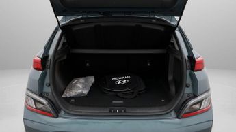 Hyundai KONA PREMIUM