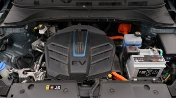 Hyundai KONA PREMIUM