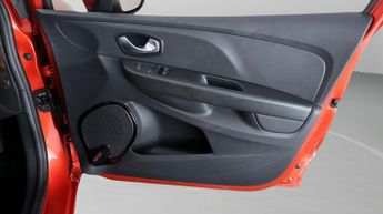 Renault Clio ICONIC DCI