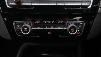 BMW X2 XDRIVE25E SPORT