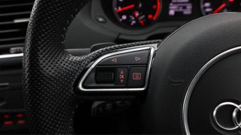 Audi Q3 TFSI QUATTRO S LINE BLACK EDITION