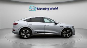 Audi e-tron SPORTBACK QUATTRO S LINE