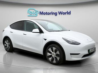 Tesla Model Y LONG RANGE AWD