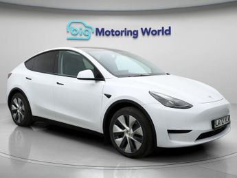 Tesla Model Y BASE