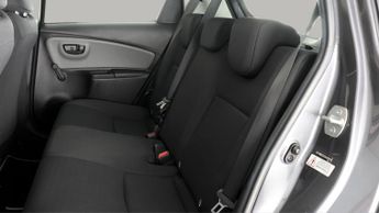 Toyota Yaris VVT-I ACTIVE