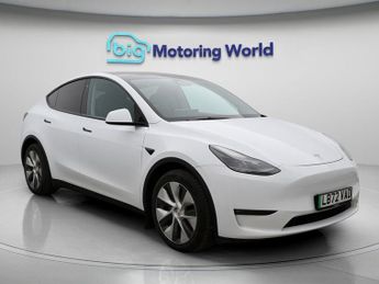 Tesla Model Y LONG RANGE AWD