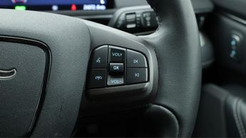 Ford Mustang Mach-E BASE