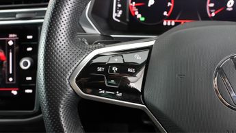 Volkswagen Tiguan R-LINE TSI DSG