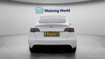 Tesla Model Y LONG RANGE AWD