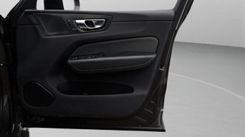 Volvo XC60 RECHARGE T8 R-DESIGN PRO AWD