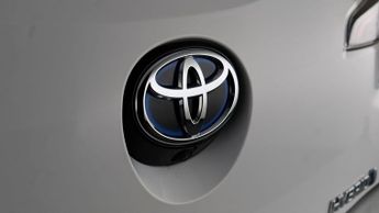 Toyota Corolla ICON TECH