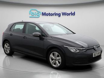 Volkswagen Golf LIFE TSI