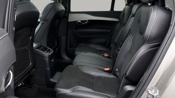 Volvo XC90 RECHARGE T8 R-DESIGN AWD