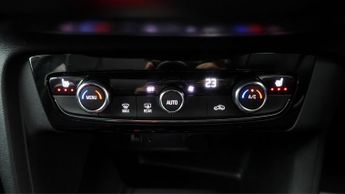 Vauxhall Corsa Electric ELITE NAV PREMIUM