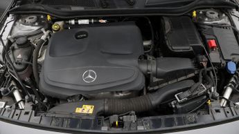 Mercedes-Benz GLA GLA 180 AMG LINE EDITION
