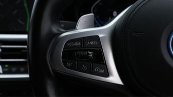 BMW 3 Series 330E M SPORT