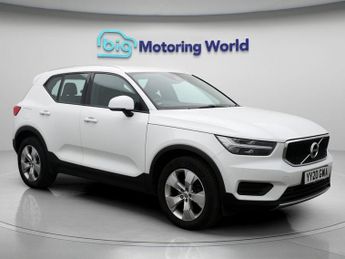 Volvo XC40 T3 MOMENTUM