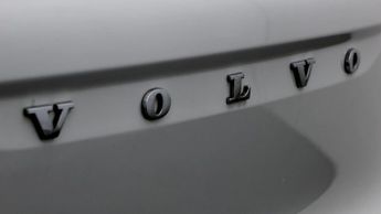 Volvo XC40 T3 MOMENTUM