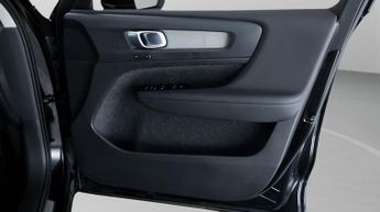 Volvo XC40 RECHARGE T4 INSCRIPTION