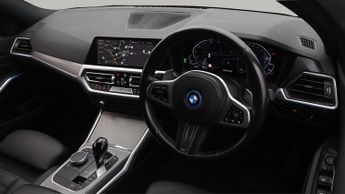 BMW 3 Series 330E M SPORT