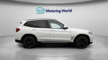 BMW iX3 PREMIER EDITION PRO