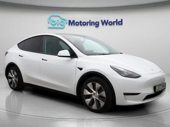 Tesla Model Y LONG RANGE AWD