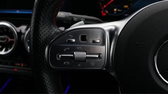 Mercedes-Benz GLA GLA 180 AMG LINE PREMIUM