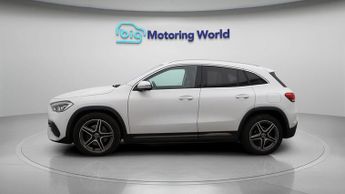 Mercedes-Benz GLA GLA 180 AMG LINE PREMIUM
