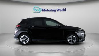Hyundai KONA PREMIUM