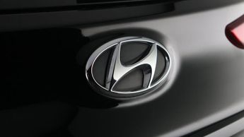 Hyundai KONA PREMIUM