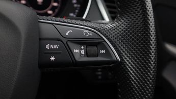 Audi Q5 TFSI E QUATTRO COMPETITION