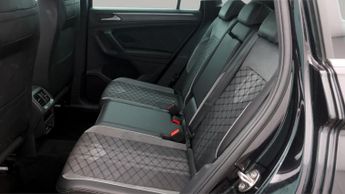 Volkswagen Tiguan R-LINE TSI DSG