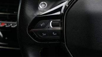 Peugeot E-208 GT PREMIUM