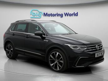 Volkswagen Tiguan R-LINE TSI DSG