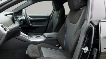 BMW i4 EDRIVE40 M SPORT