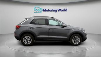Volkswagen T-Roc LIFE TSI DSG