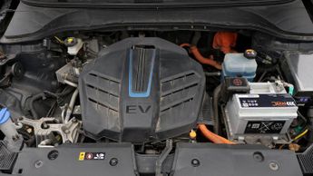 Hyundai KONA PREMIUM