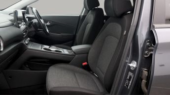 Hyundai KONA PREMIUM