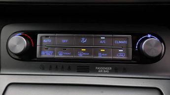 Hyundai KONA PREMIUM