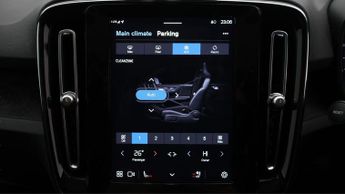 Volvo C40 RECHARGE TWIN PLUS AWD