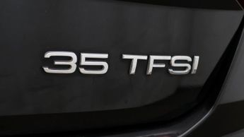 Audi Q2 TFSI S LINE