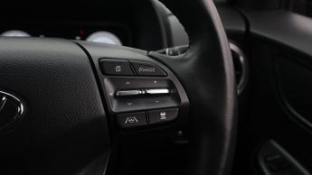 Hyundai KONA PREMIUM